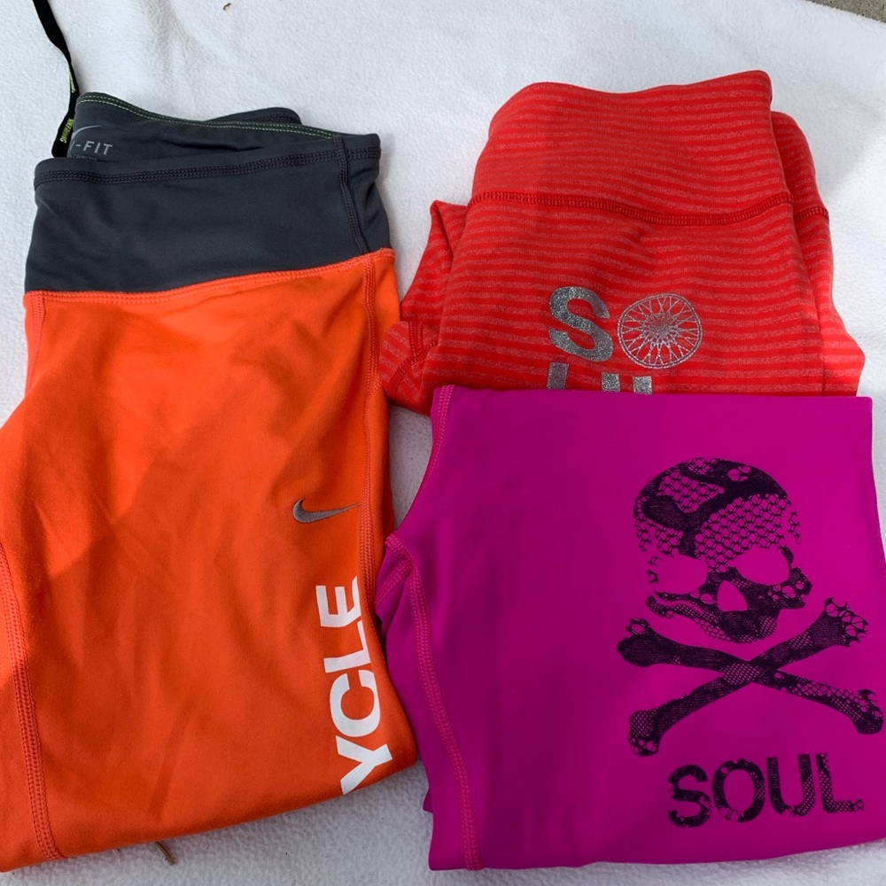 SOULCYCLE Lulu Lemon  and Nike leggings